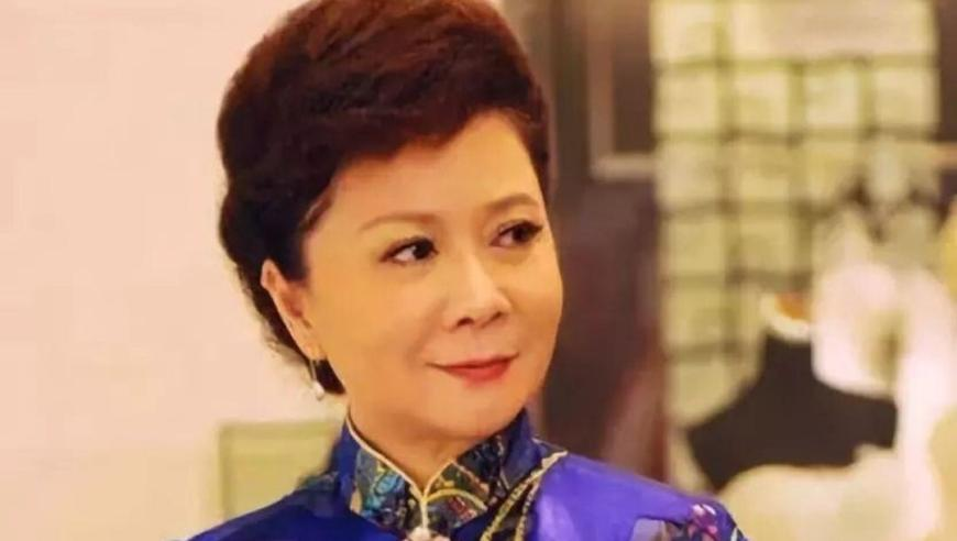 闫妮怎么下地干活也微醺啊,正版白小姐四不像必中一肖,公开决策资料解释落实_云端版V8.91